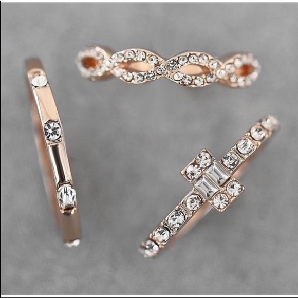 (SALE)!Gorgeous Set of 3 Rose Gold Stacking Rings - Picture 5 of 5